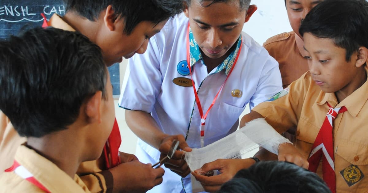 KBLI 2025 Healthcare & Wellness: Hospital, Clinic, and Medical Business Codes for Indonesia