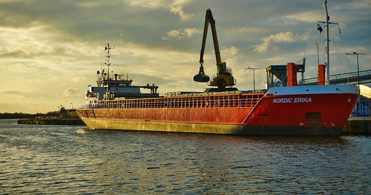 KBLI 2025 Import & Export Licenses: API-U, API-P, and Trade Permits by Business Code
